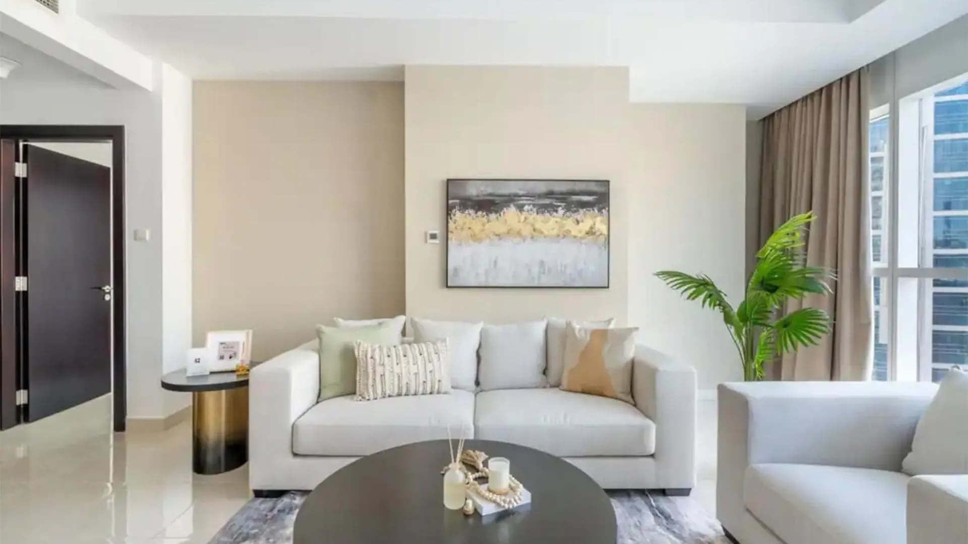 Lux 1Br Apartment In Court Tower With Partial Sea View Dubai